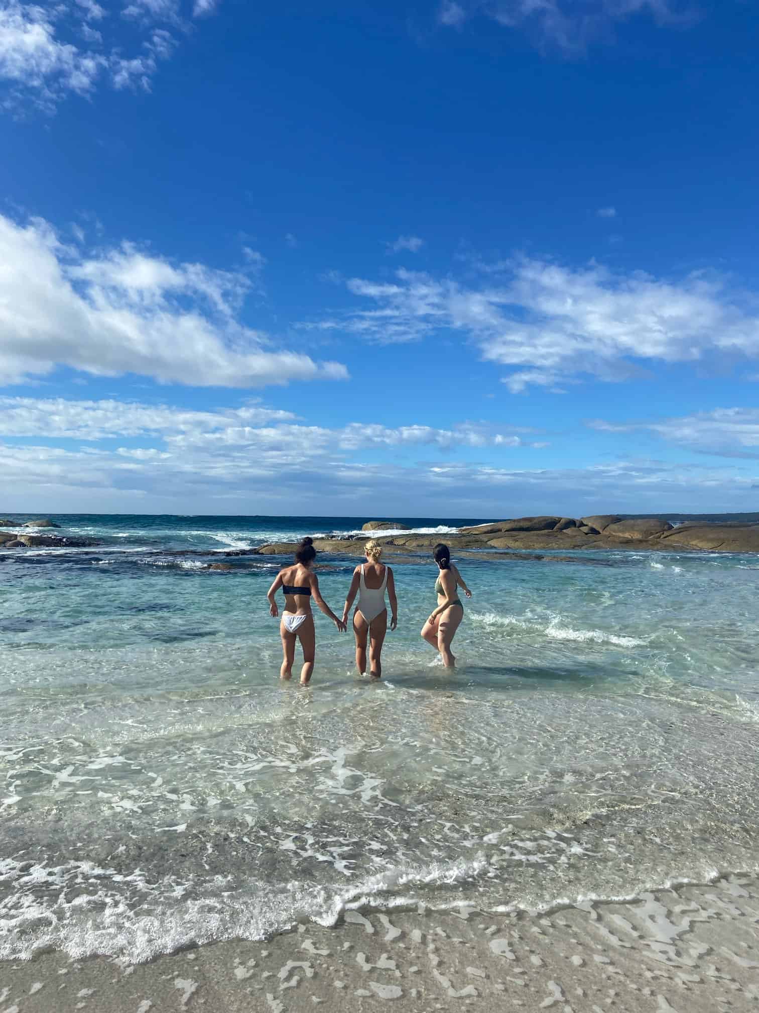 Swimming in the Bay of Fire in Tasmania